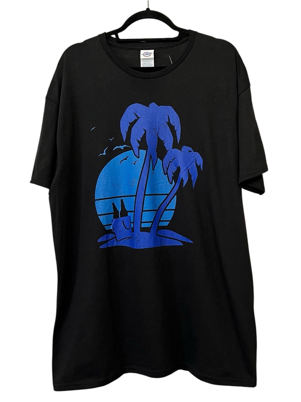 Delta Pro Weight Men's Beach and Beer Graphic Tee, Blue & Black, Size XL‎
